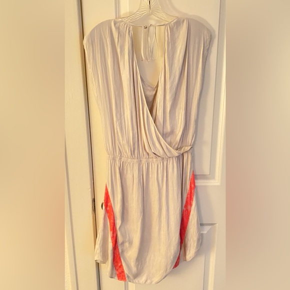 Express champagne colored with pink lace midi dress, size L. - Picture 2 of 8